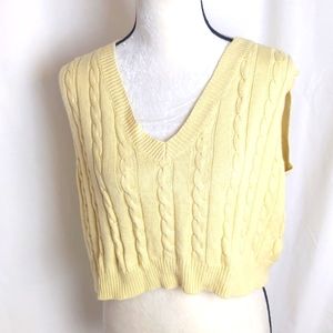 LELIS Sleeveless Crop Yellow Sweater / Large